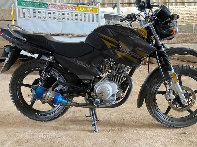 YBR 125G 2