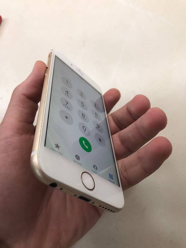 iphone 6S gold colour condition 10/8.5 PTA Approved 64GP storage 3