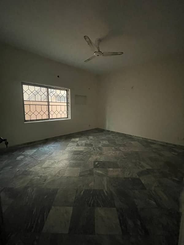 House For Grabs In 14 Marla Lahore 6