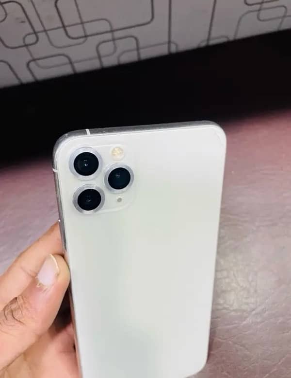 iPhone 11 Pro Max Physical Dual 1