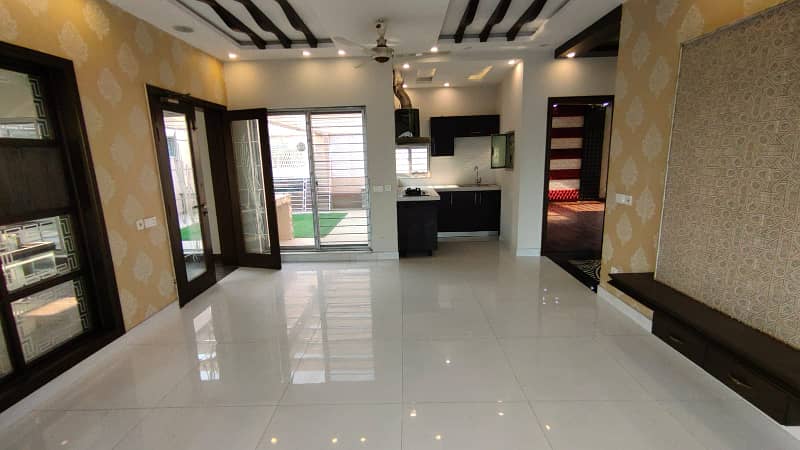 1 Kanal House For Rent In DHA Lahore Phase 6 Near City school 4