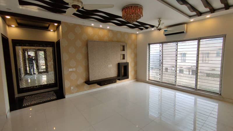 1 Kanal House For Rent In DHA Lahore Phase 6 Near City school 28