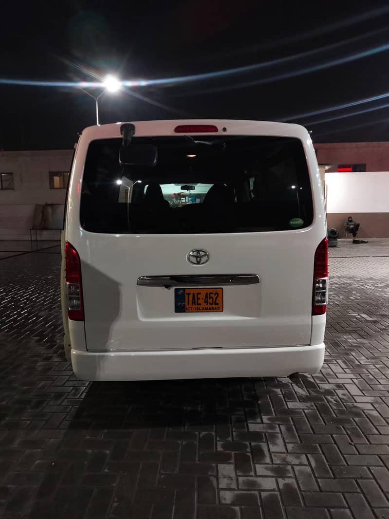 Toyota Hiace 2011 MODEL 2024 REGITERED DIESEL 5 LITRE 4