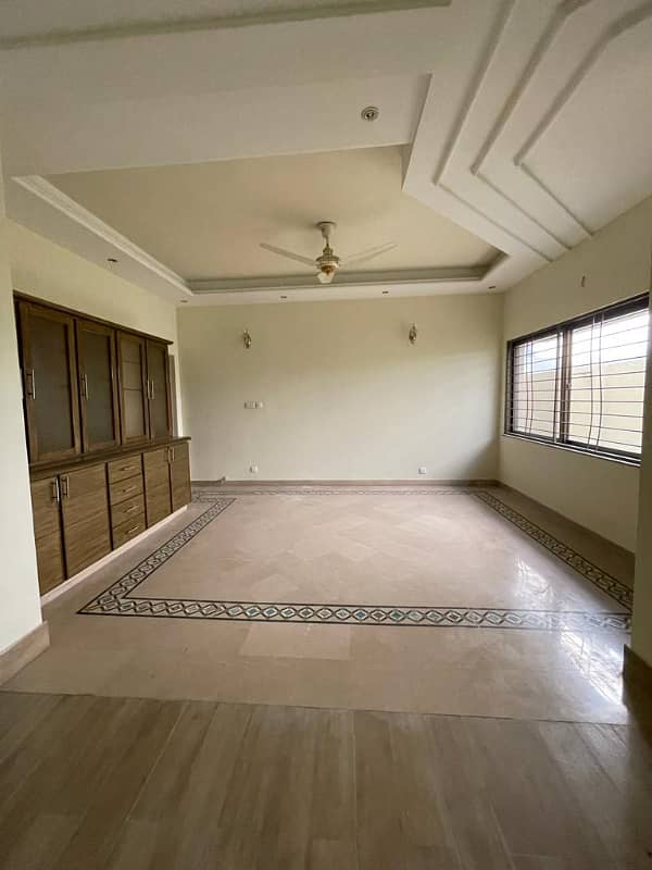 20 Marla House PAF Falcon Complex, Gulberg, Lahore For sale 7