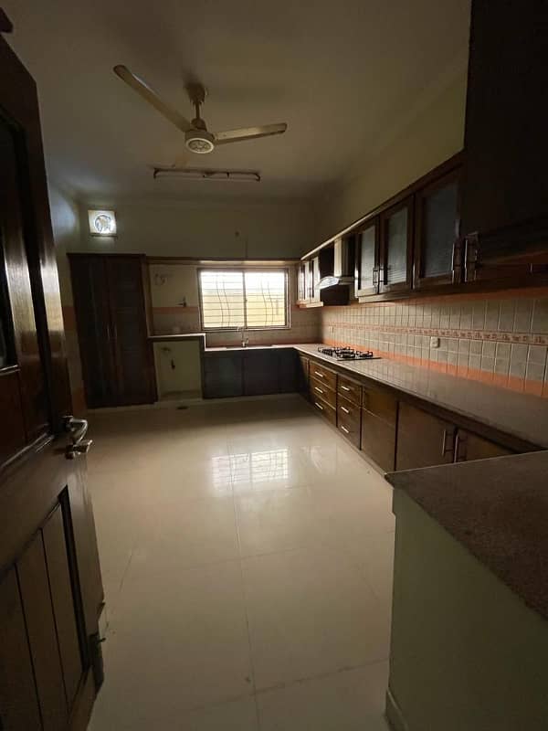 20 Marla House PAF Falcon Complex, Gulberg, Lahore For sale 8