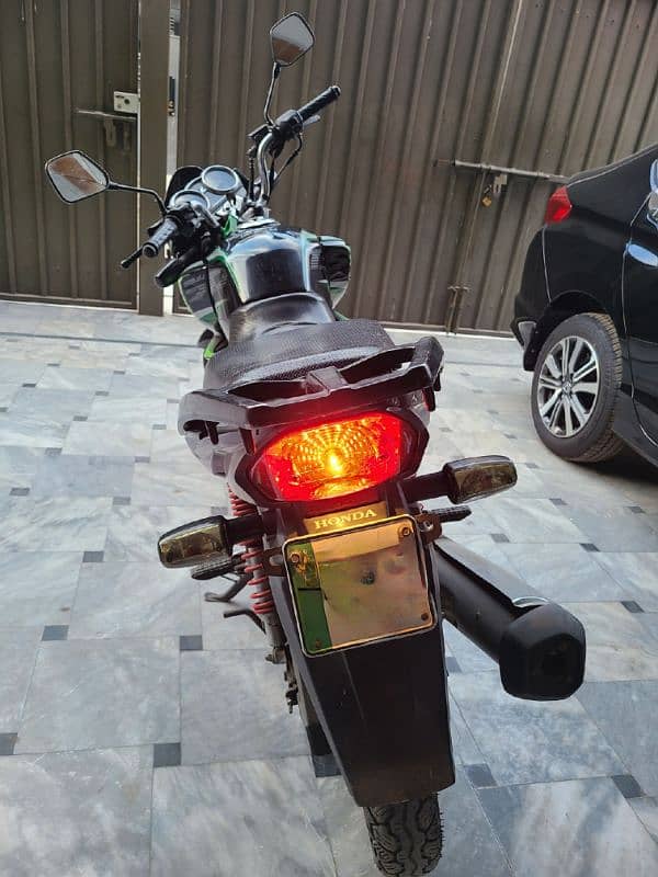 Honda cb 150f sale 8