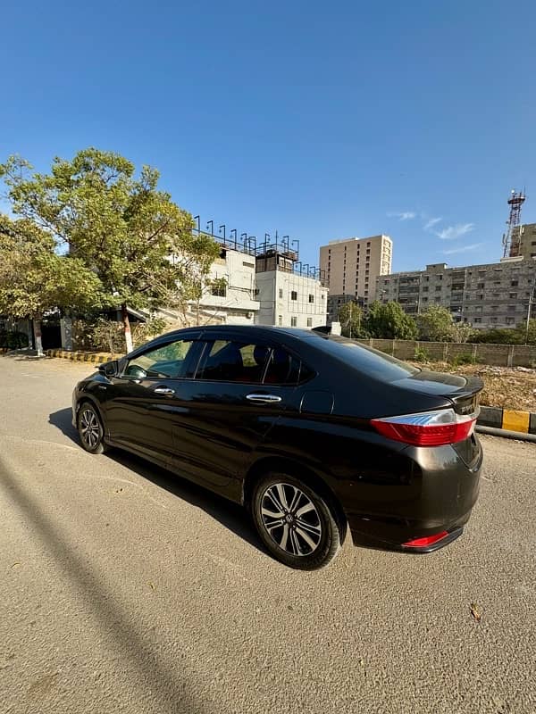 Honda Grace Hybrid 2014/2019 3