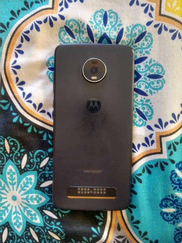 Moto Z4 4/128 2