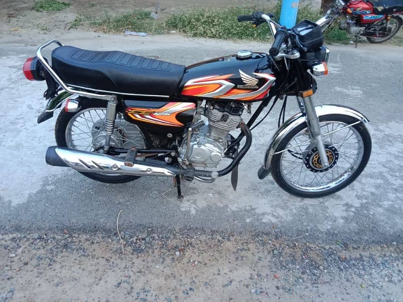 Honda CG125 7