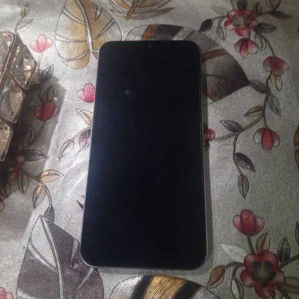 Samsung Galaxy a24 with box 3