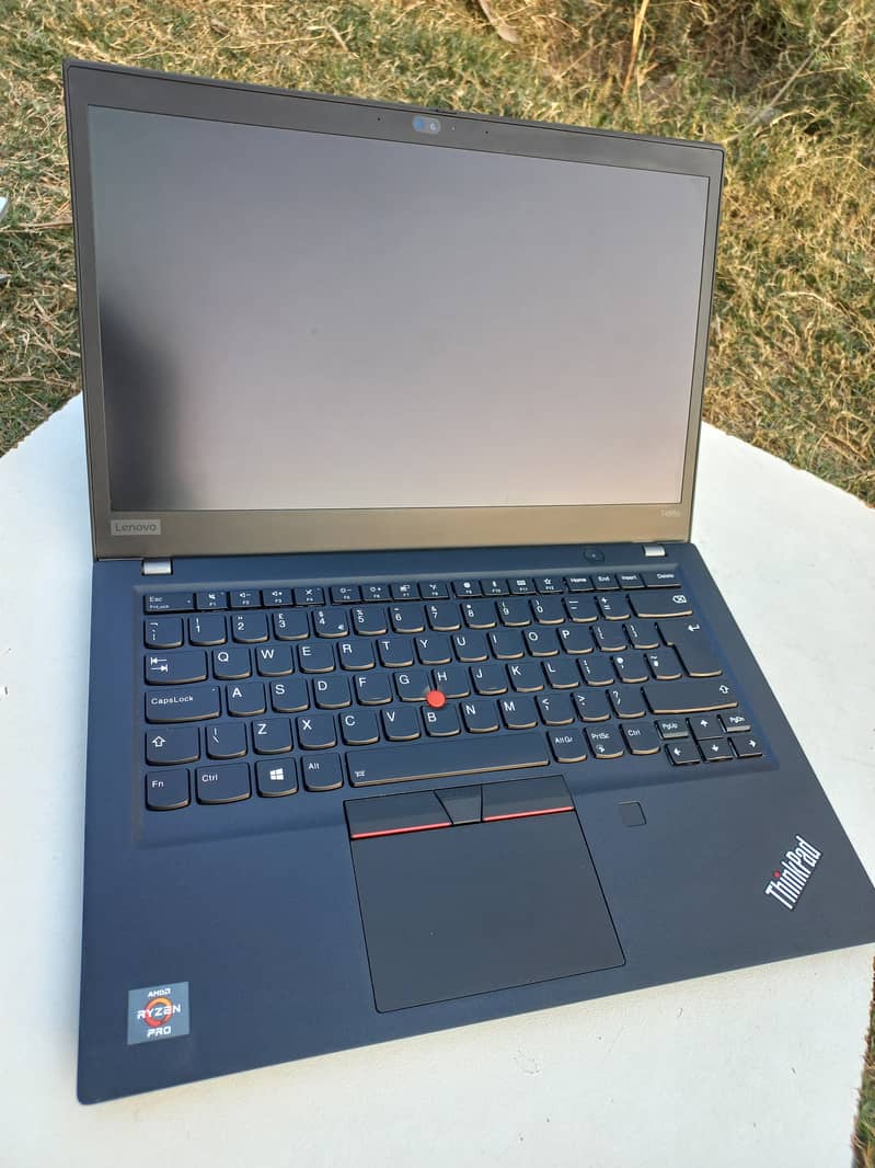 Lenovo t495s ryzen 5 pro 16gb ram | 2gb Dedicated Card | Touch Screen 13