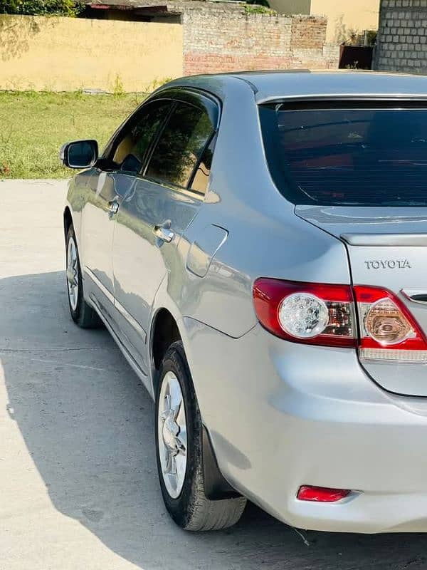 Toyota Corolla GLI 2011 2