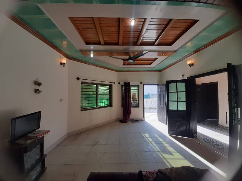 HOUSE AVAILABLE FOR RENT IN BANIGALA 2