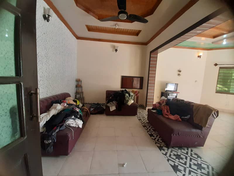 HOUSE AVAILABLE FOR RENT IN BANIGALA 3