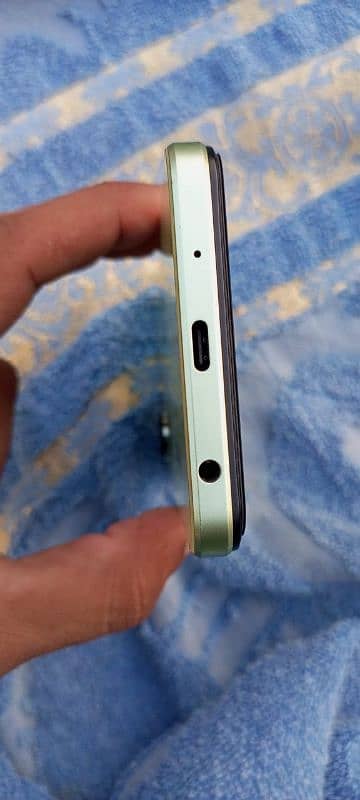 vivo Y 18 new condition mein hai 3 mahine use  9 MHA warranty 1