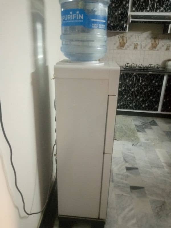 higher water dispenser 1