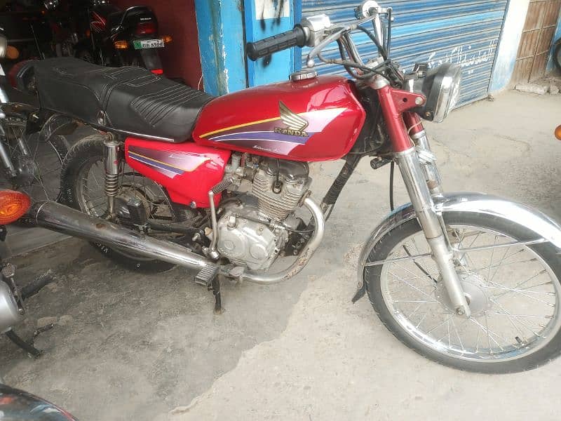 Honda 125 (2001 model) 1