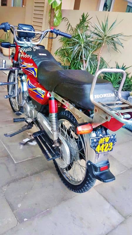 United bike 10 by 10 lush condition no axident bike kabi gira tk ni 3