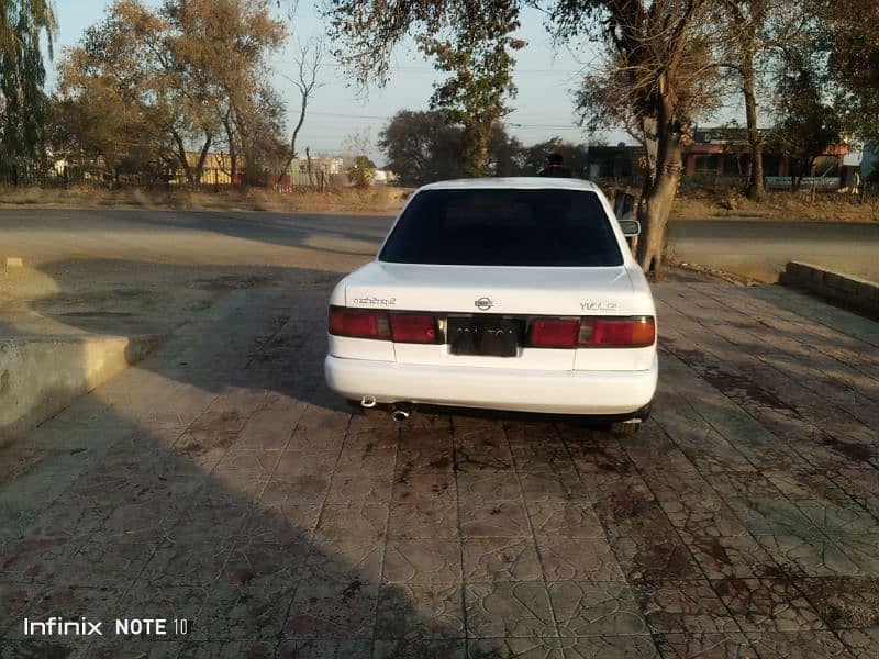 Nissan Sunny super saloon 1992 Model. 94 Registered 2