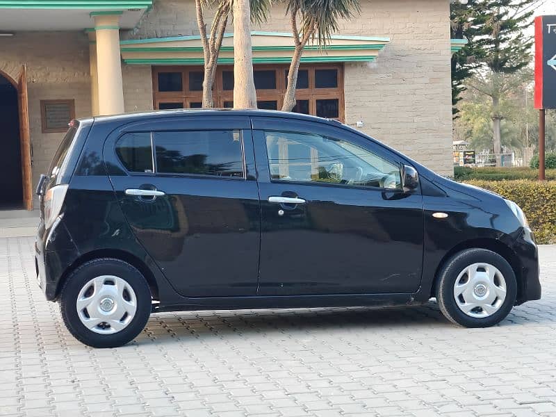 Daihatsu Mira 2013/16.  total jaiuan 6