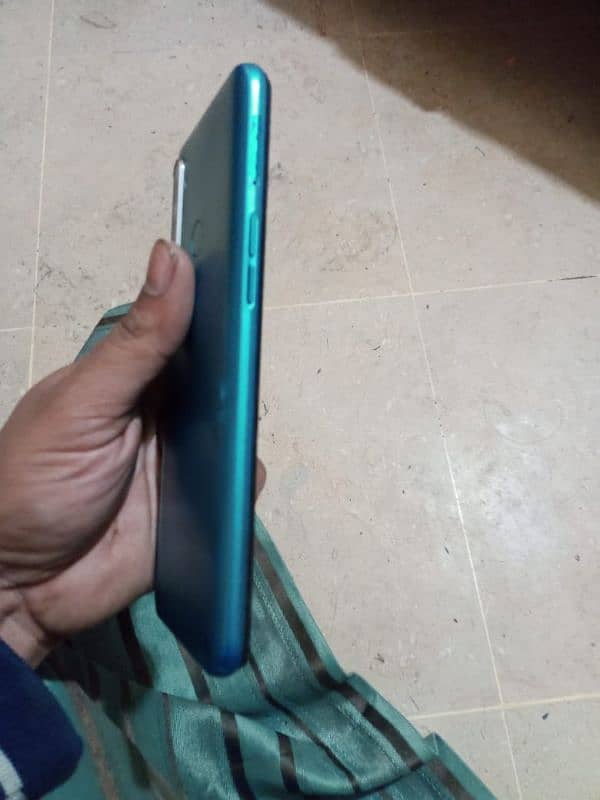 realme i54by64all okk urgent sale 4