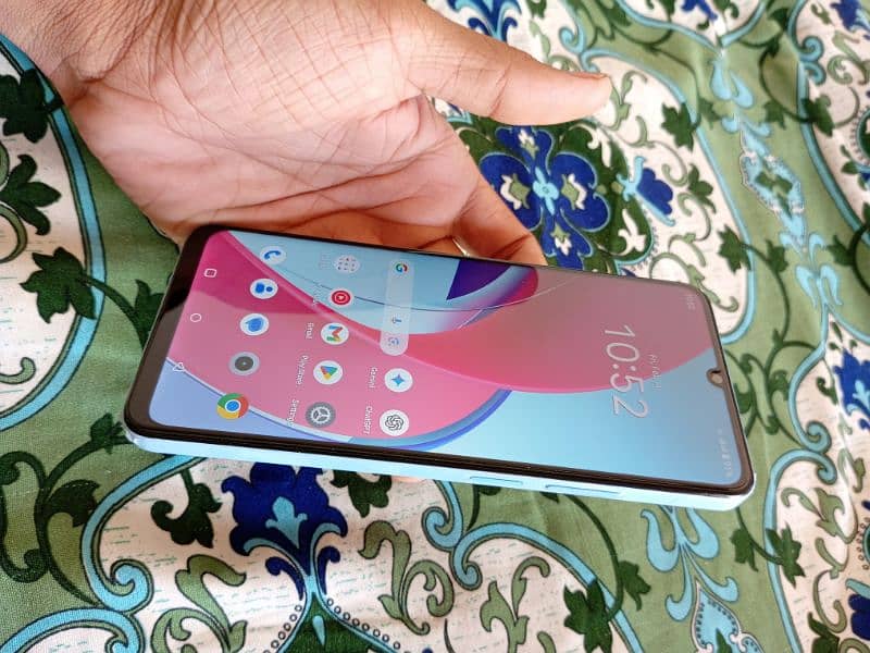 Realme Note 50 (4+4Ram +64gb) with 5000mh battery urgent sale 17