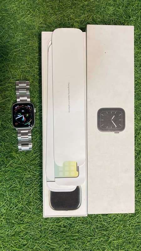 APPLE WATCH SERIES 5 ORIGINAL 1