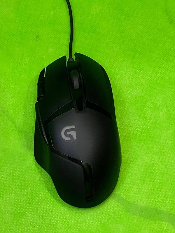 LOGITECH G402 MOUSE 4