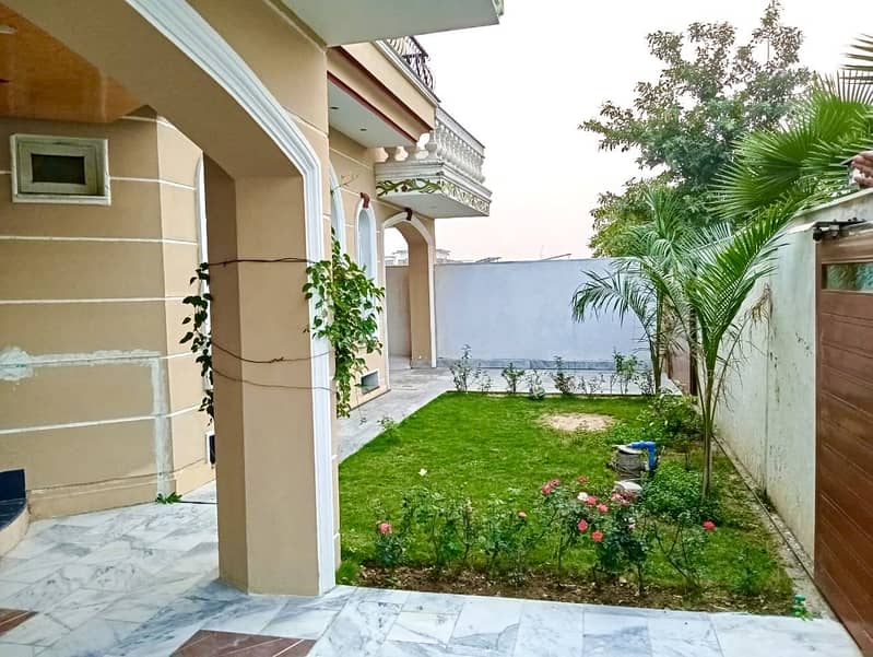 1 KANAL HOUSE FOR SALE MULTI F-17 ISLAMABAD ALL FACILITY AVAILABLE 2