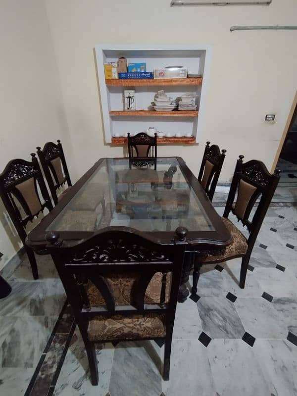 Original Quality Chinioti Wood and Glass Dining Table 2