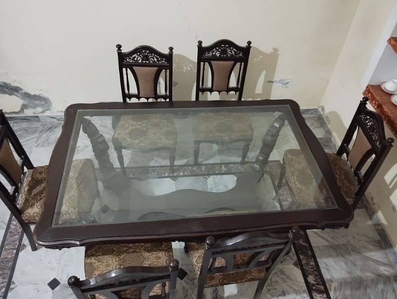 Original Quality Chinioti Wood and Glass Dining Table 4