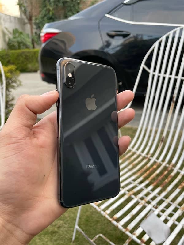 iPhone XS Non PTA 1