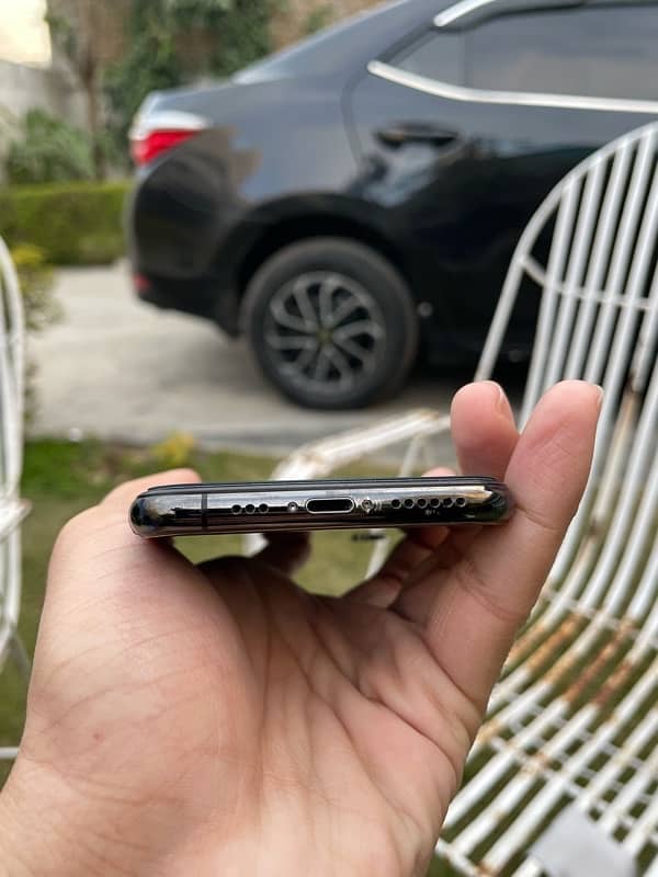 iPhone XS Non PTA 5