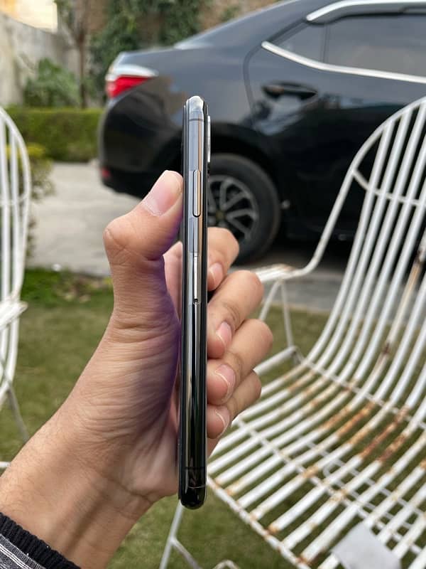 iPhone XS Non PTA 6