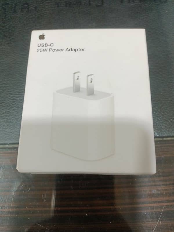 iPhone original charger 20 W 8