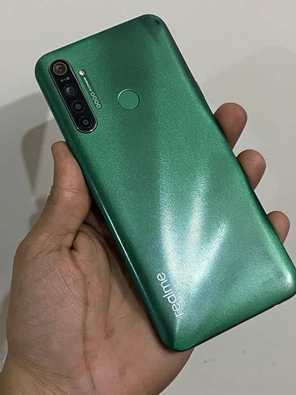 Realme 5i 4/64 0