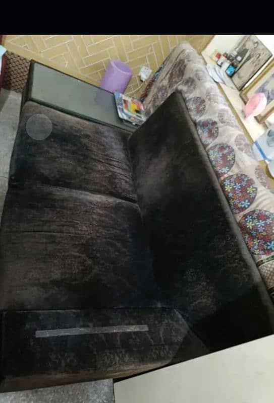 Sofa for sale urgent 0