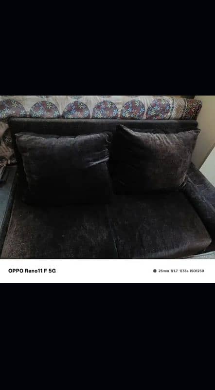 Sofa for sale urgent 2