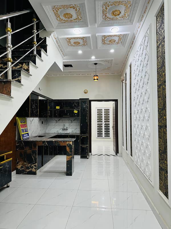 Triple Storey 563 Square Feet House For Sale In Sabzazar Scheme 4