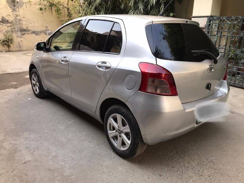 Toyota Vitz 2007 6