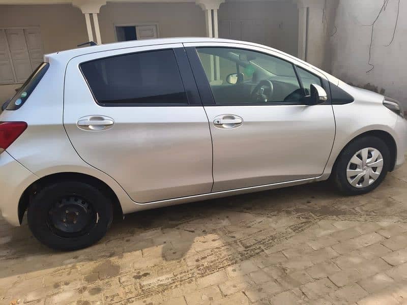 Toyota Vitz 2019 4