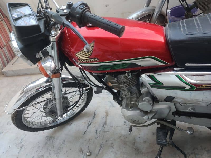 Honda CG 125(Special edition) 2023 with genuine everything 1