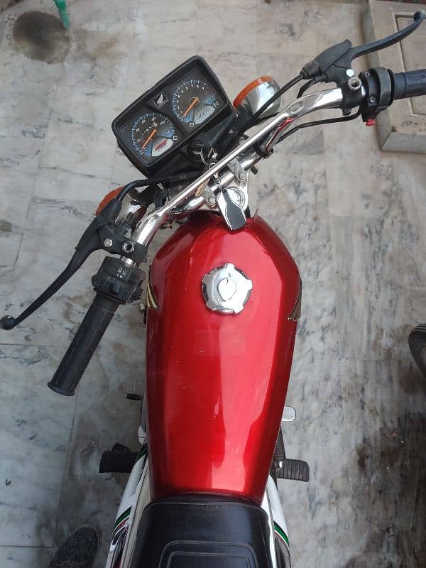 Honda CG 125(Special edition) 2023 with genuine everything 2