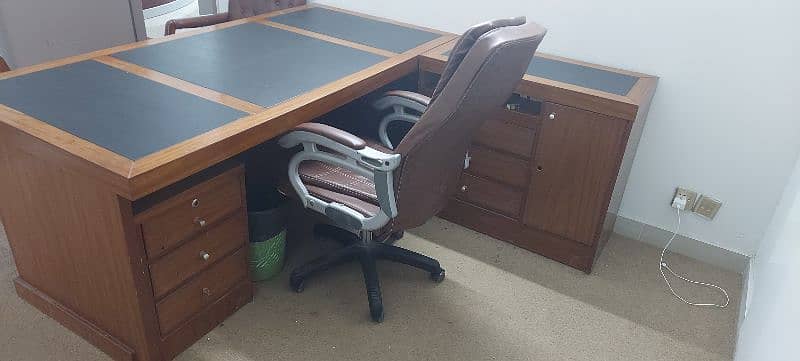 COMPLETE OFFICE FURNITURE 4