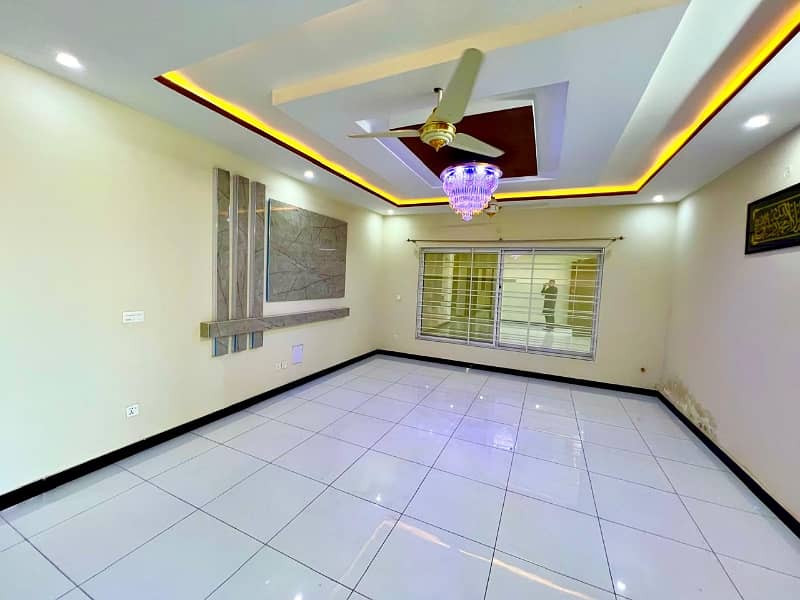 1 KANAL BRAND NEW CORNER HOUSE FOR SALE F-17 ISLAMABAD ALL FACILITIES 3