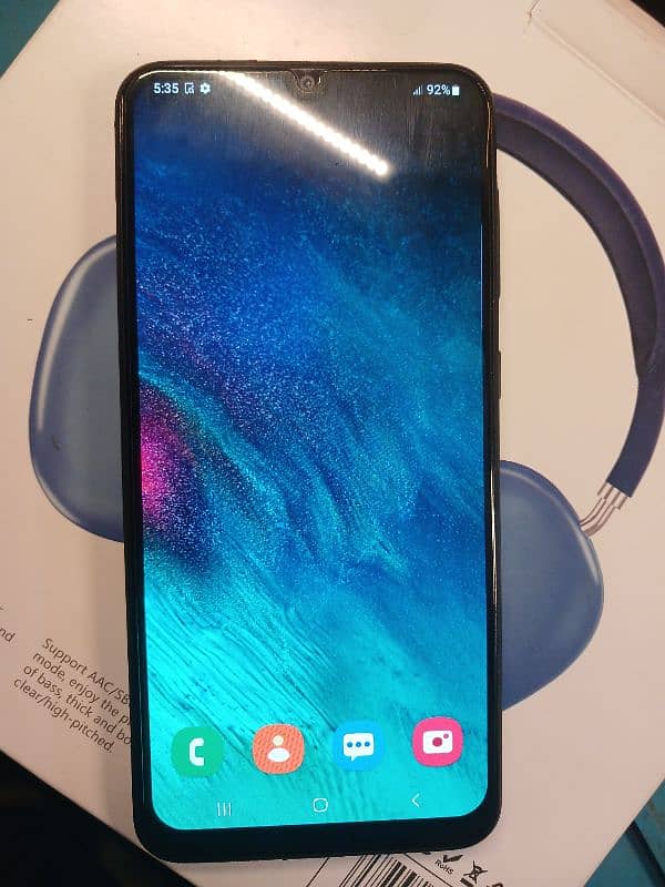 Samsung a20 1