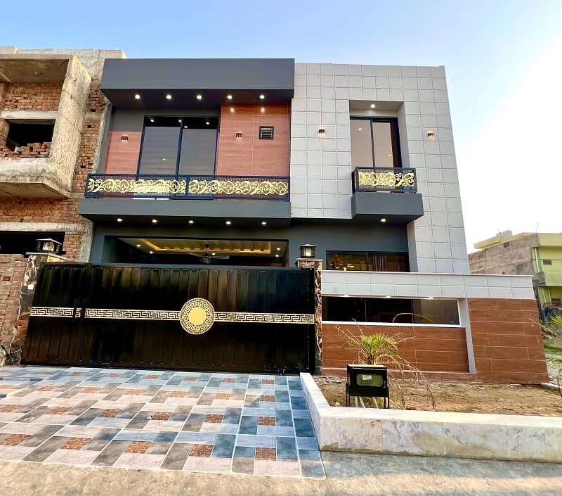 8 MARLA LUXURY BRAND NEW HOUSE FOR SALE MULTI F-17 ISLAMABAD 0