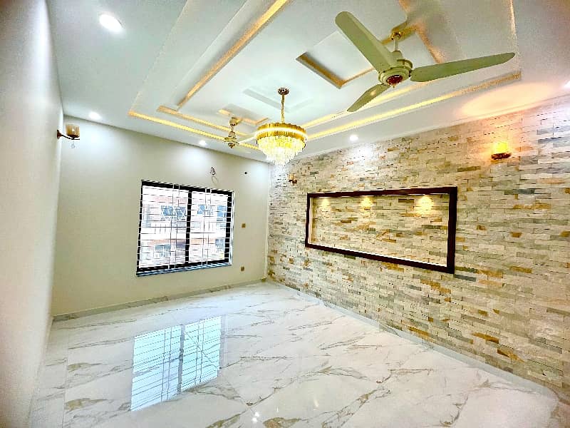 8 MARLA BRAND NEW HOUSE FOR SALE MULTI F-17 ISLAMABAD ALL FACILITY 17