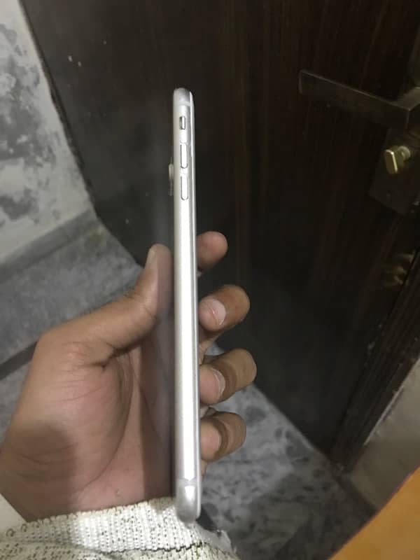 i phone 7+ 32 gb 10/9 2