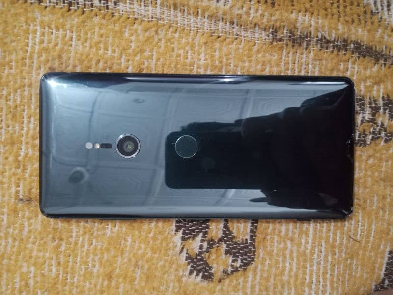 SONY XPERIA XZ3 OFFICIAL APROVED 6